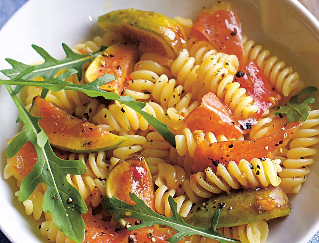 Nudelsalat mit Feigen